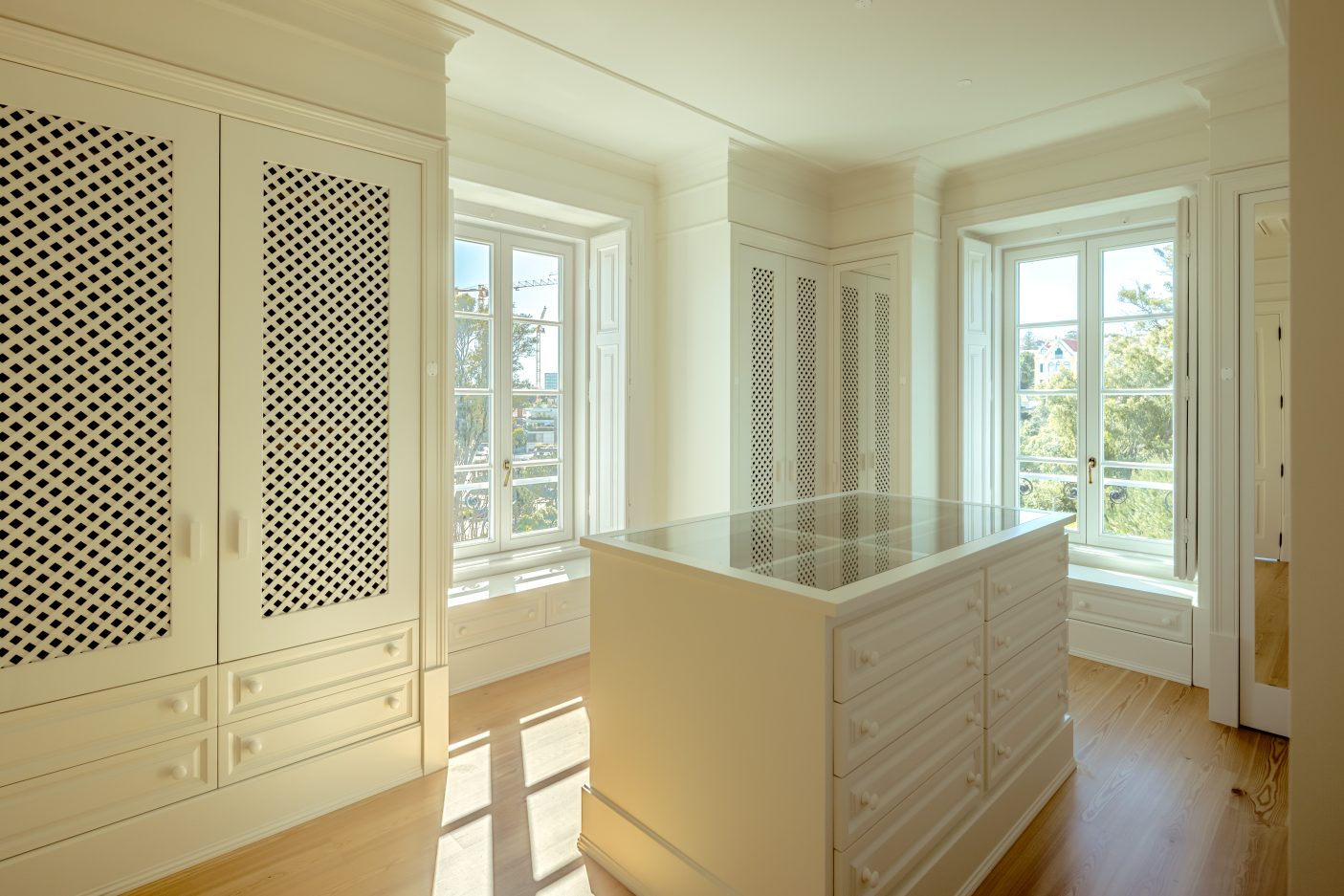 81_Master-Suite.jpg