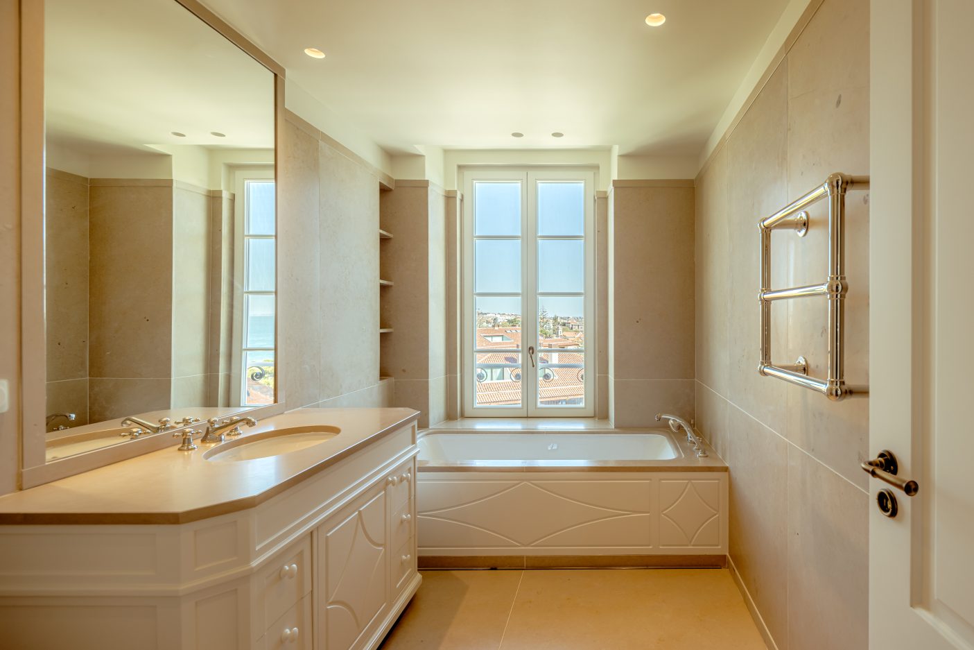 88_Master-Suite.jpg